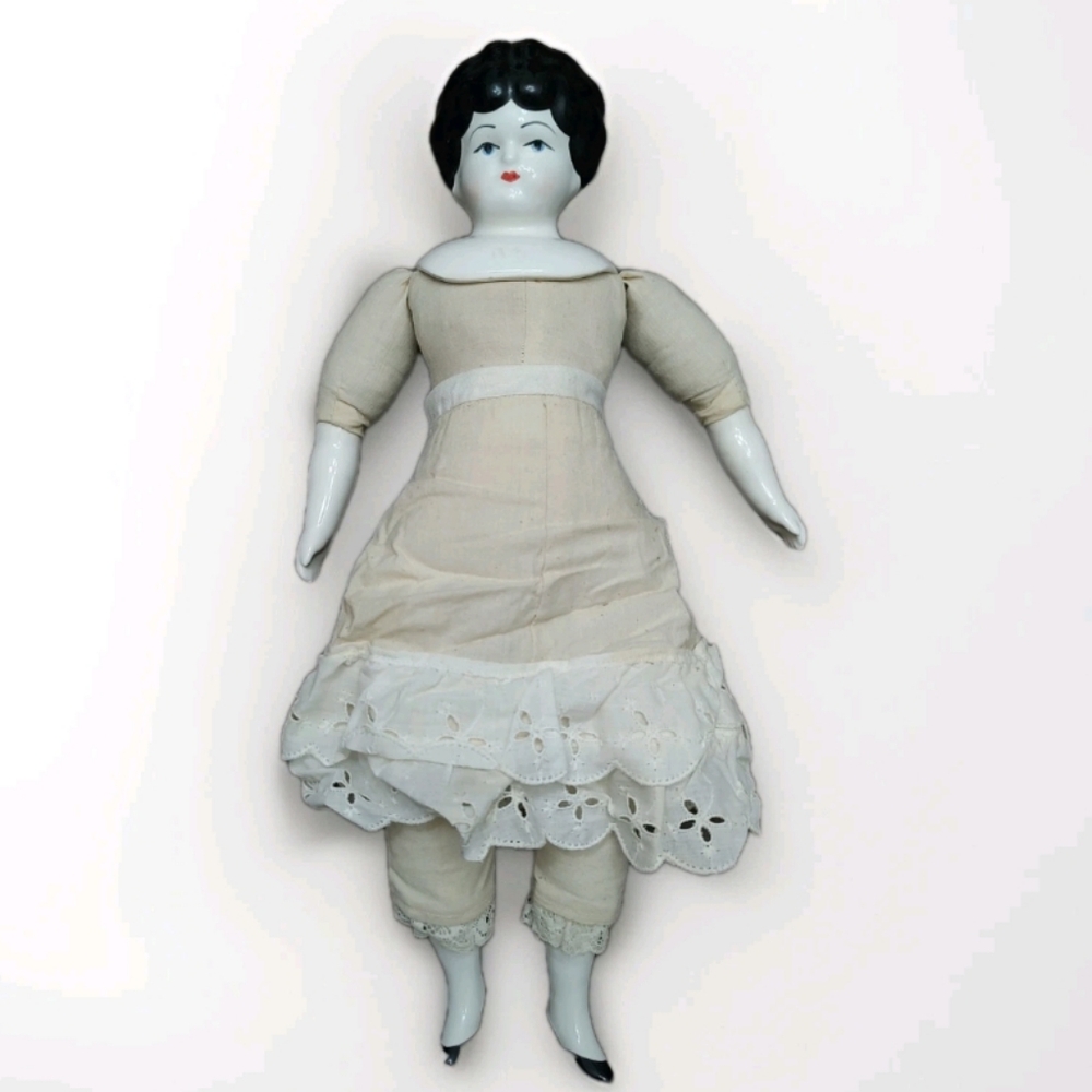 Antique Style Porcelain-Head Low Brow Curly Haired Doll Cream Petticoat See Pics - Picture 4 of 9